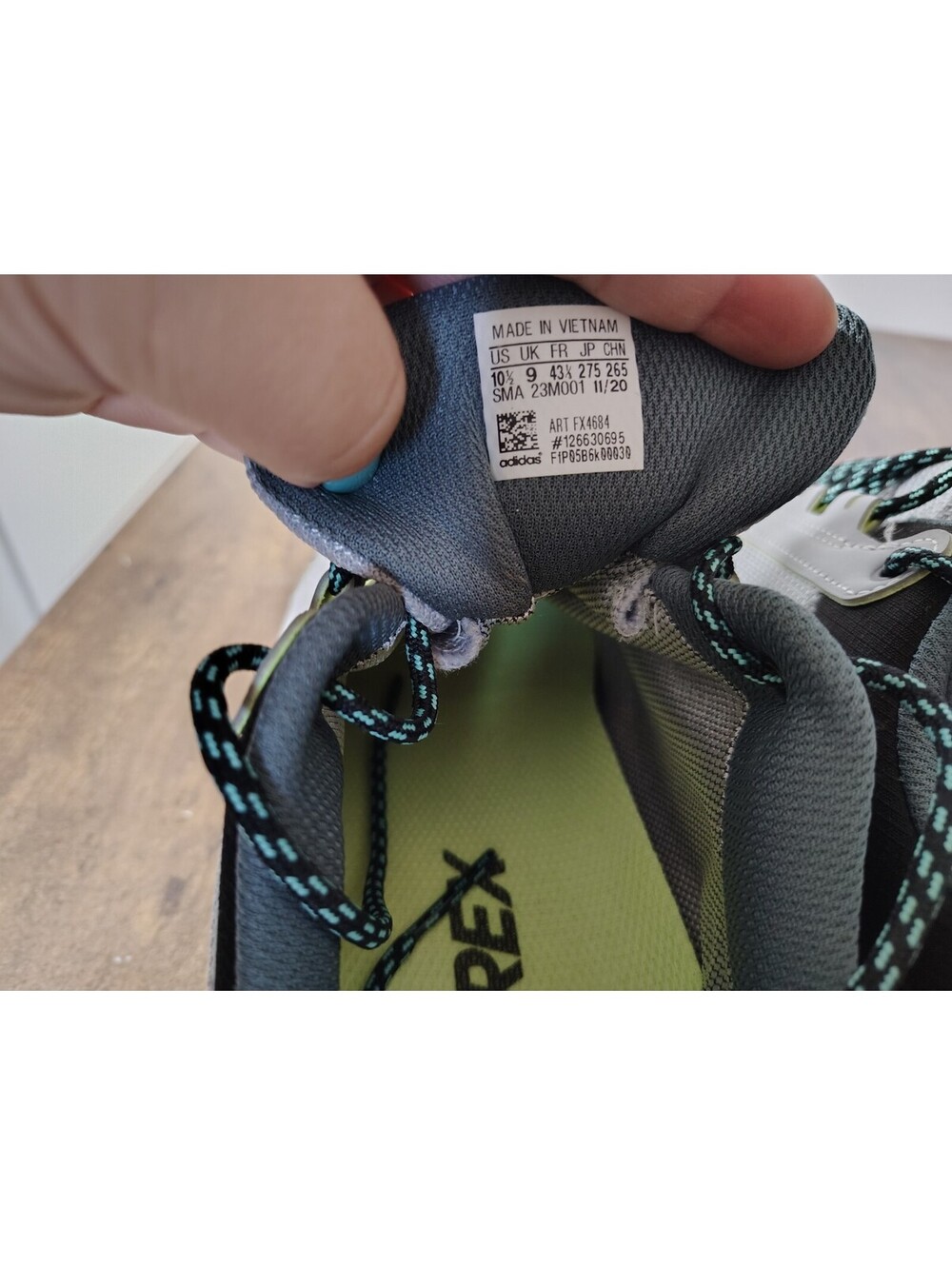 Adidas Terrex AX3 GTX Womens Hiking Shoes Size 10.5 Gray Mint Waterproof FX4684 - Picture 7 of 9